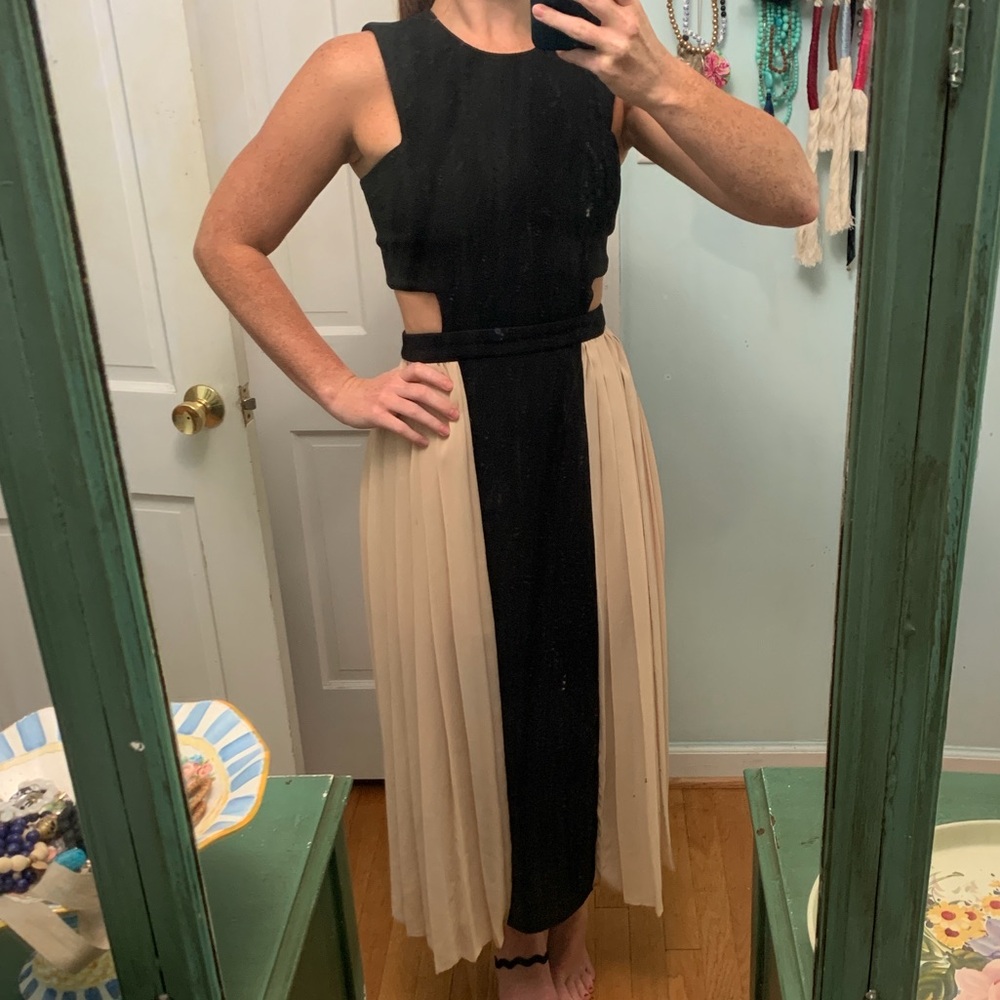 Elegant Black and Cream Maxi Skirt
